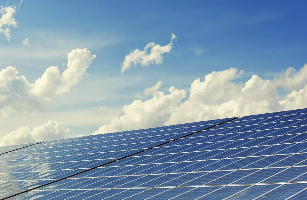 CAF impulsa la formación en transición energética con más de 3.400 participantes en América Latina y el Caribe CAF impulsa la formación en transición energética con más de 3.400 participantes en América Latina y el Caribe