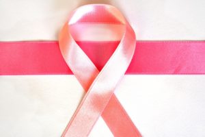 Son diagnosticadas 6 cada 10 mujeres cáncer seno etapa avanzada