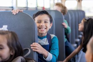 Impacto del programa de subsidios en el transporte escolar en Medellín, Colombia