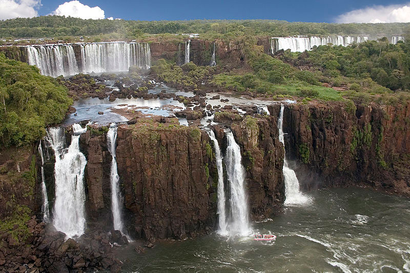 Aprueba US millones para promover el turismo de naturaleza en Suramérica