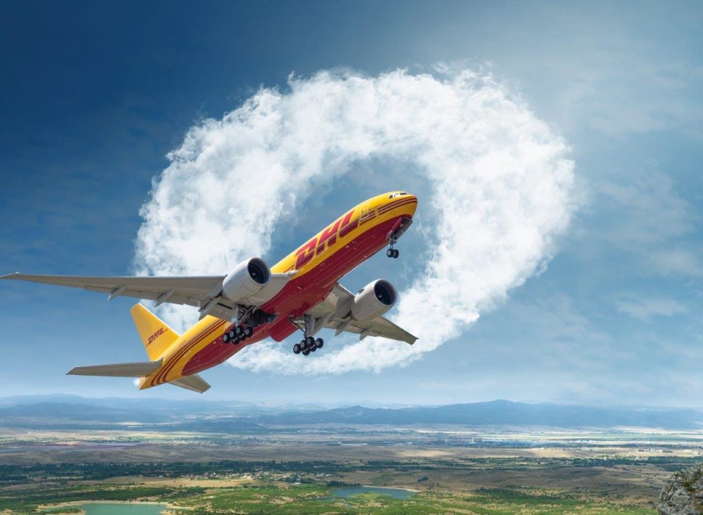 Anuncia DHL Express dos de mayores acuerdos combustible historia aviación con bp y Neste