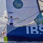 Resumen: La hazaña de Alberto Bona en la Class40 IBSA: octavo en la Route du Rhum