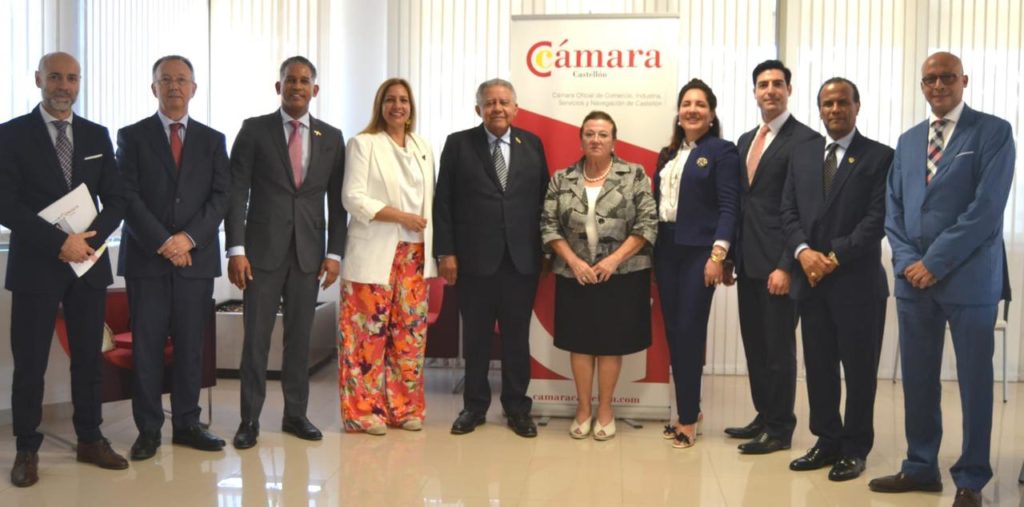 Directivos Cámara Comercio Puerto Plata realizan presentación España