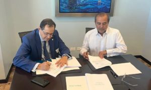 CAF y BHD firman acuerdo por veinte millones de dólares para impulsar al sector pyme de R.D.