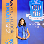 Boys & Girls Clubs of America premia a una adolescente de Texas con una beca de 50 000 dólares, un Toyota Corolla y una tarjeta regalo de Kohl’s de 5000 dólares en la celebración «Joven Nacional del Año», que contó con varias estrellas