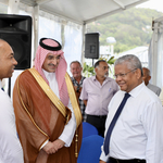 Resumen: El Fondo Saudita para el Desarrollo inaugura oficialmente la red de transmisión de 33 KV del Proyecto Isla Mahé del Sur en Seychelles