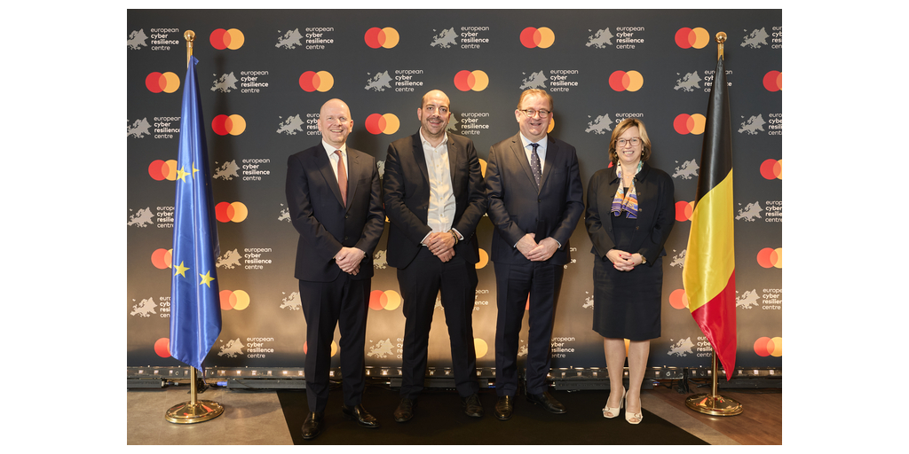 Resumen: Mastercard abre un centro europeo de ciberresiliencia en Bélgica