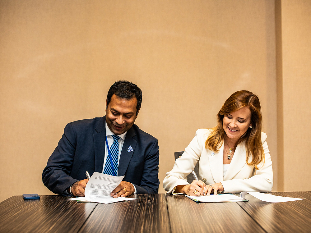 Establecen alianza estratégica para movilizar inversiones sostenibles e impulsar innovación financiera en Centroamérica