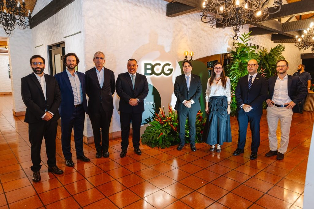 Aperturan BCG en Costa Rica ampliar atención a Dominicana y el Caribe
